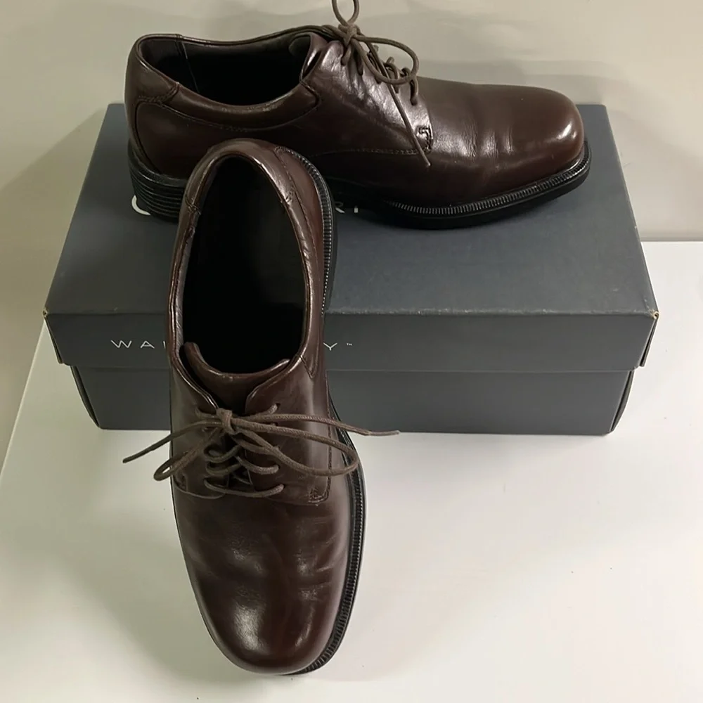 ROCKPORT Men's "Margin Oxford" Lace Up Brown Leather Career Casual Shoe SZ 8.5 - Picture 4 of 16